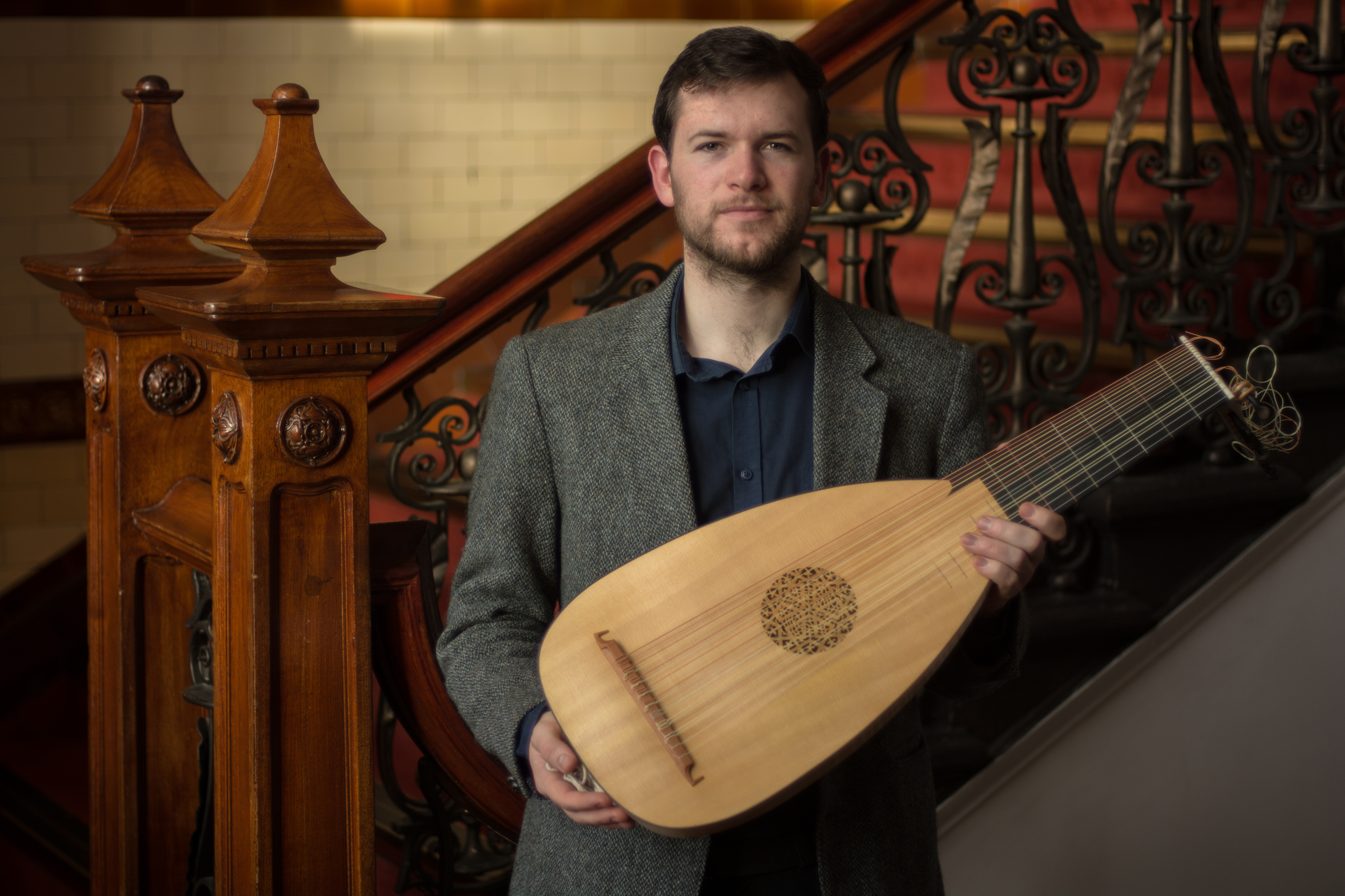 Lute for online beginners